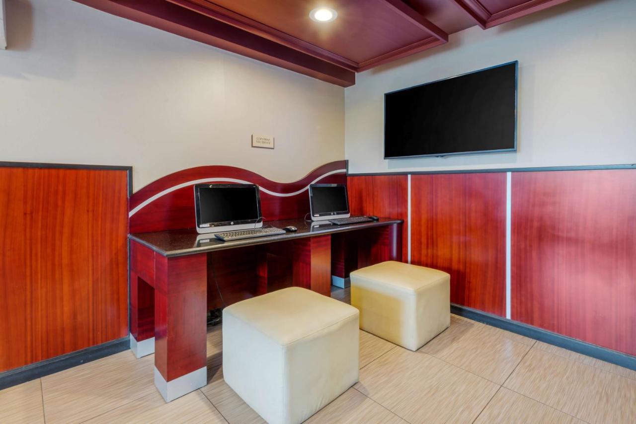 Best Western Plus Poconos Tannersville Eksteriør billede